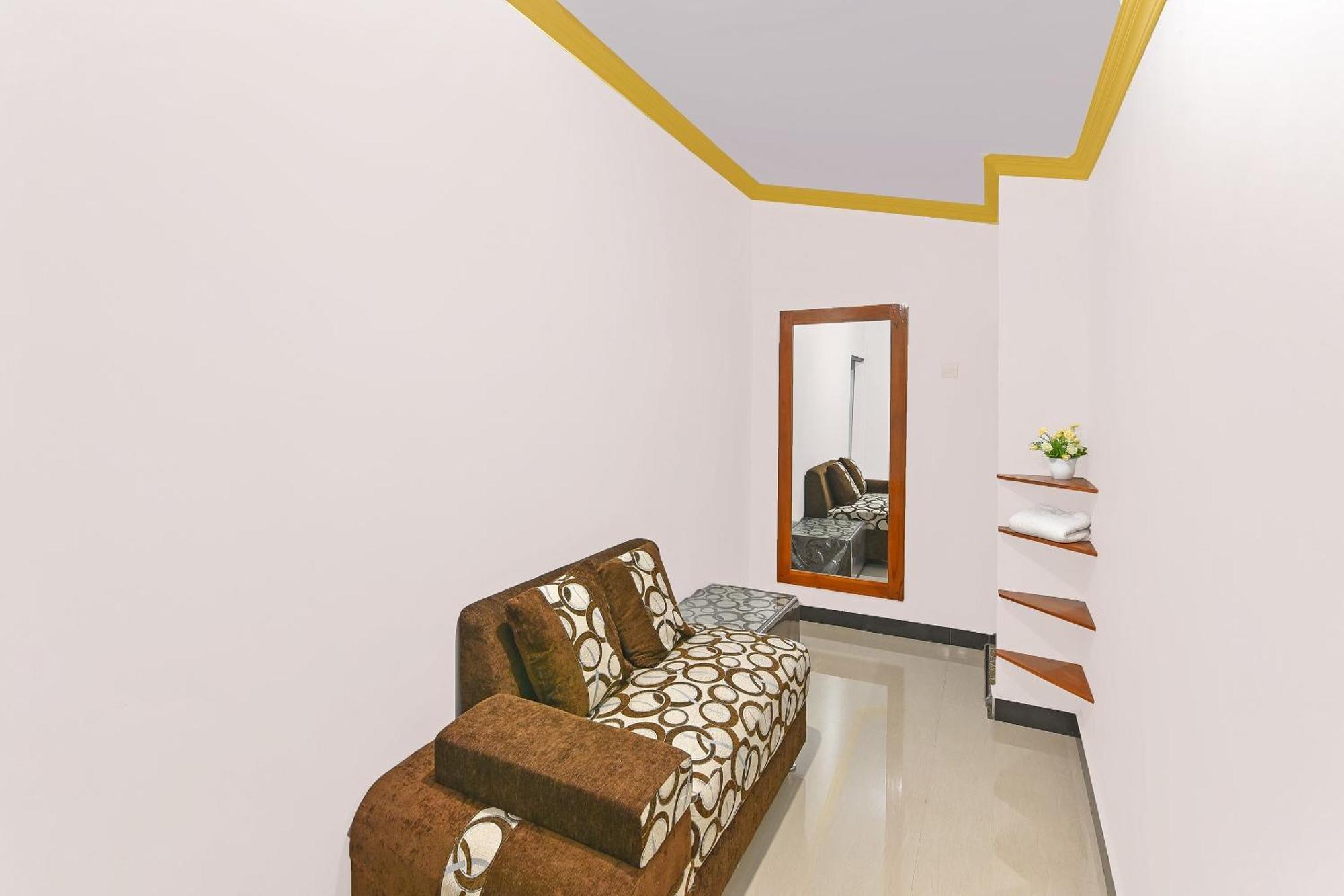 Oyo 91192 Homestay Antara Gilimanuk Exterior foto